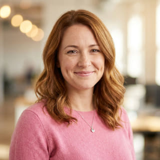 Emily Watsons Profilbild, bei Steg Sparvurtum als Leiterin des Kundensupports aufgeführt
